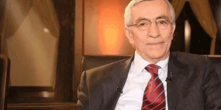 Sabah gazetesi genel yayın yönetmeni Erdal Şafak istifa etti