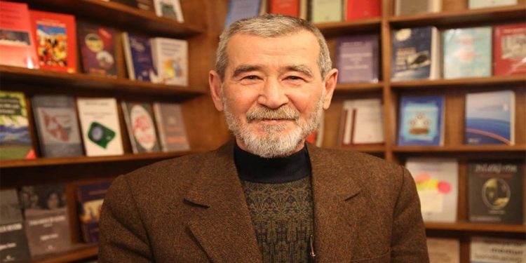 Şair Ahmet Telli'ye 10 ay hapis cezası verildi