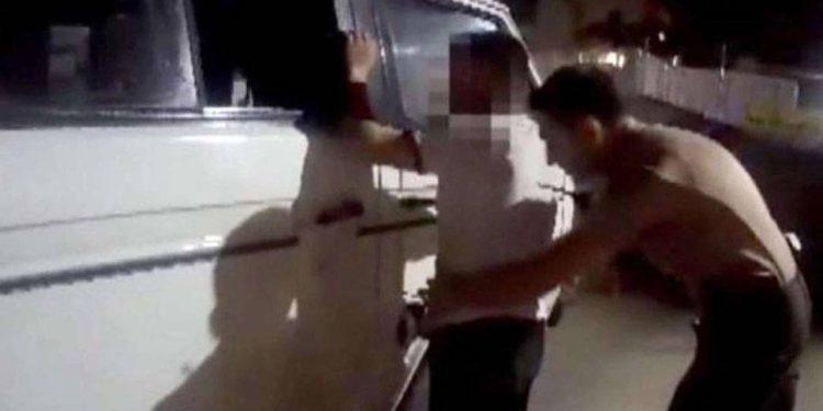 Suçüstü yakalanan şüpheli bekçilerin bayramını kutladı: Elinizi öpseydim