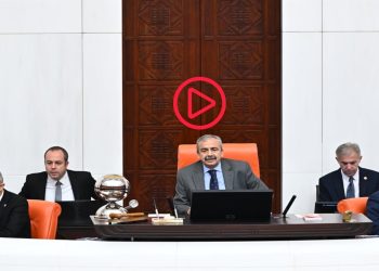 TBMM Genel Kurulu'na Sırrı Süreyya Önder başkanlık etti