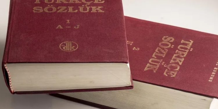 TDK pek çok sözcüğün yazımını değiştirdi; kayyum değil kayyım, çiğ börek değil çi börek….