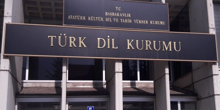 TDK, yeni eklenen 'Türkiyeli' kelimesini sözlükten çıkardı: İnceleme başlatıldı