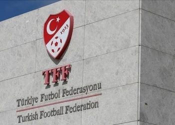 Trendyol 1. Lig ekiplerinden Yeni Malatyaspor, Kahramanmaraş merkezli depremler sonrası yaşanan olumsuzluklar nedeniyle yeni sezon için ligden çekilme taleplerinin Türkiye Futbol Federasyonu (TFF) tarafından kabul edildiğini duyurdu.