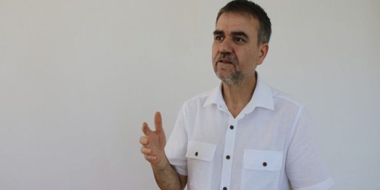 Tahliye olan DFG Eşbaşkanı Altan: Gazetecilik onurunu koruduk, iddiaları çürüttük