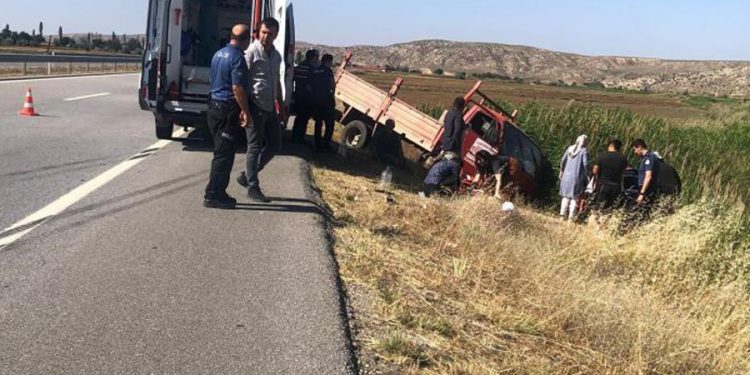 Tartıştığı tarım işçilerini kamyonetiyle ezdi: 1 ölü, 4 yaralı