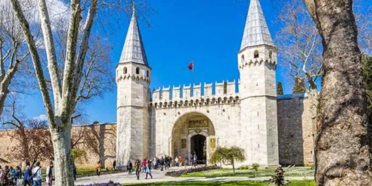 Topkapı Sarayı’nda su 20, bir bardak limonata 98 TL