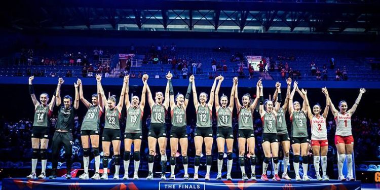 Türk sporunun "yüz akı" kadın voleybolu, uluslararası başarılarını sürdürüyor