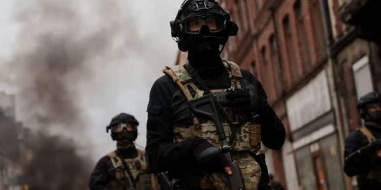 Türkiye, Fransa'daki vatandaşlarını uyardı: Gösteri alanlarından uzak durun