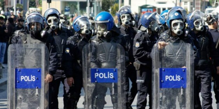 Türkiye kişi başına düşen polis sayısında Avrupa üçüncüsü