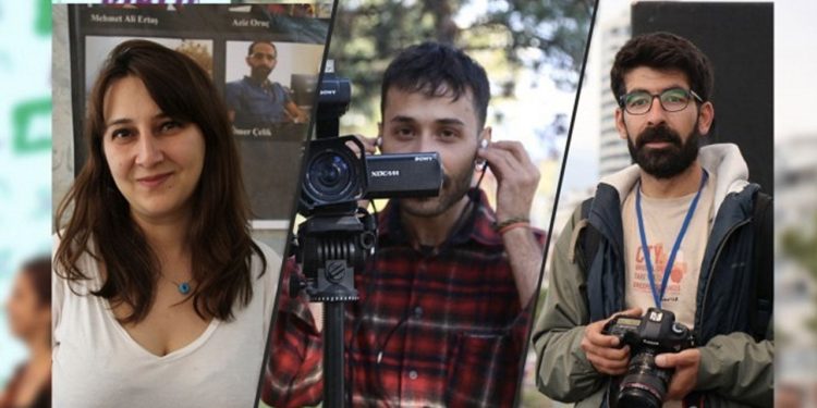Üç gazeteci gözaltına alındı