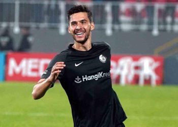 Umut Nayir adım adım Fenerbahçe'ye