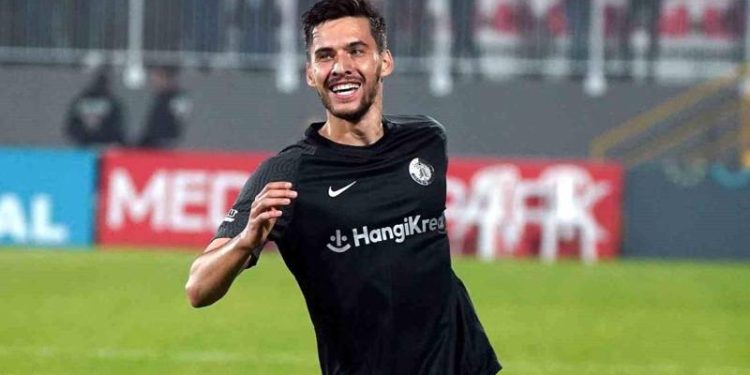 Umut Nayir adım adım Fenerbahçe'ye