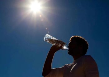 Uzmanı uyardı: Aşırı sıcaklar böbrek taşı riskini artırıyor