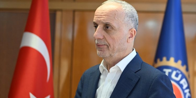 Vergi dilimi adaletsizliği: Maaşın ortalama 2 bin lirası gidiyor