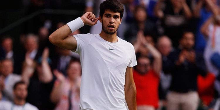 Wimbledon’da devrim: 20 yaşındaki Alcaraz, şampiyon Djokovic'in saltanatını bitirdi