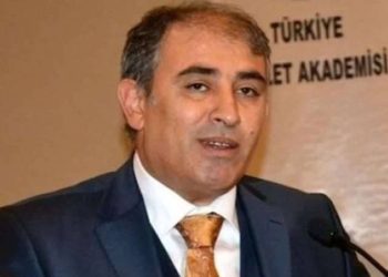 Yargıtay Üyesi ve TFF Tahkim Kurulu Başkanı Mustafa Artuç, hayatını kaybetti