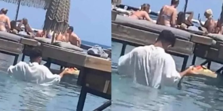 Yunanistan'da 'denizden servis' tepki çekti: 'Garsonlar köle değildir'