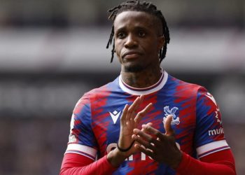 Zaha'dan Fenerbahçelileri üzecek paylaşım