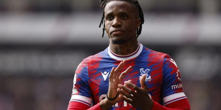 Zaha'dan Fenerbahçelileri üzecek paylaşım