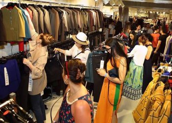 'Zam gelecek' endişesiyle satışlar arttı: Tüketimde stok dönemi