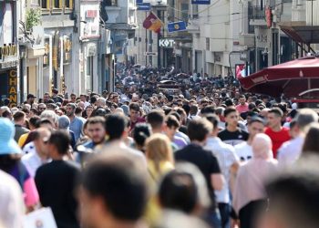 Zam yağmuruna ekonomistler, siyasiler ve ünlülerden sert tepki: Meğer Erdoğan, Erdoğan’dan enkaz devralmış