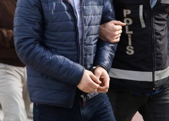 ‘Namazla dalga geçtiği’ iddia edilen özel güvenlik görevlisi tutuklandı