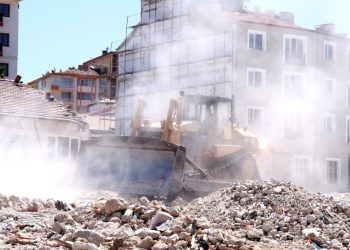 Malatya bir dakika arayla iki kez sallandı