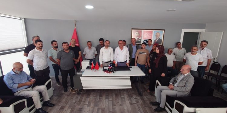 Diyarbakır’da CHP İlçe Başkanı il yönetimine karşı açlık grevine başladı