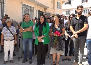 Beybahçe saldırısında yaşamını yitirenler anıldı  