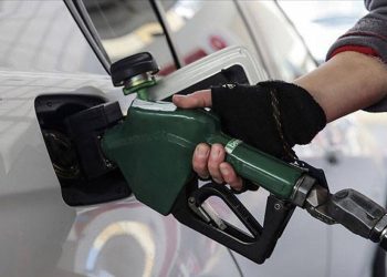 Benzine bir zam daha geliyor
