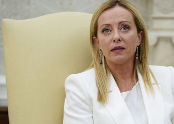 İtalya’da SMS ile sosyal yardımları kesen aşırı sağcı Başbakan Meloni’ye tepkiler artıyor