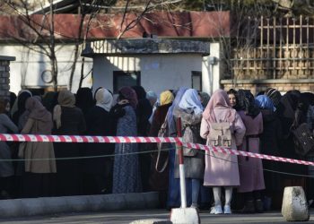 Afganistan: Üniversiteler, Taliban liderinin onay vermesi halinde kız öğrencilere kapılarını açacak