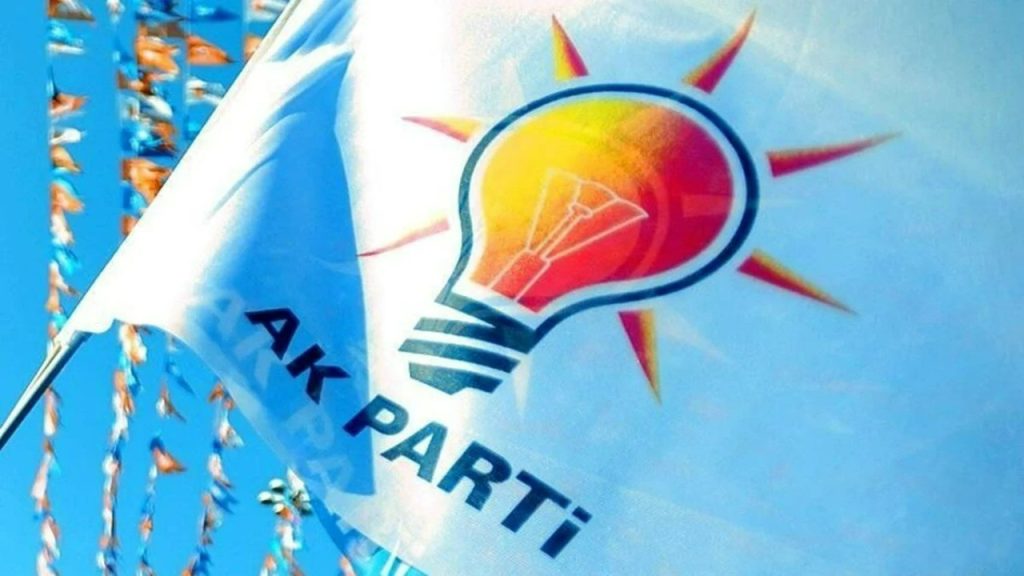 2 günde 2 AKP ilçe başkanı istifa etti