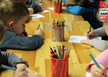 Çocuklar demokratik ve özgür okullara ulaşabiliyor mu?