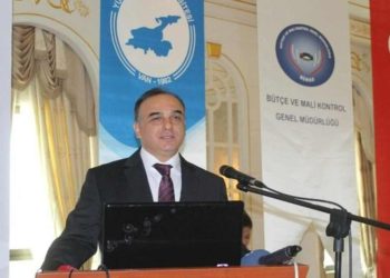 40 gün önce atanmıştı; Mehmet Şimşek'in yardımcısına çift maaş birden
