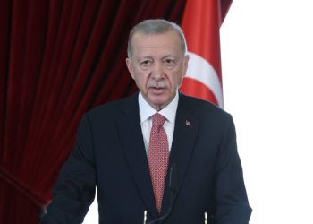 Erdoğan’dan memur ve emekliye zam mesajı: “Memnun edecek adımlar atacağız”