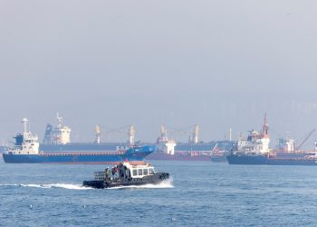Türk ve Rus Dışişleri bakanları Karadeniz Tahil Koridoru’na alternatif arayacak
