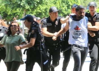 Hak savunucuları: Cumartesi Anneleri’nin sesi olacağız