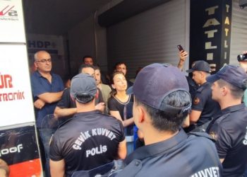 HDP binasına saldırı protesto edildi