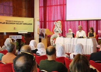 İHD Amed Şubesi kongreye gitti: Bölgede ciddi bir çatışma yaşanıyor