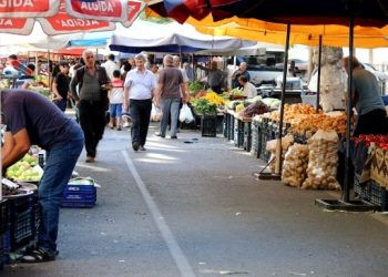 Amed’deki esnaf: Ekonomik krizin nedeni yanlış politika