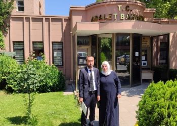 Şenyaşar ailesi bakanlık binasına alınmadı