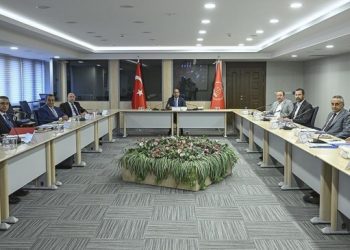 Kamu emekçilerine zam oranı belli oldu