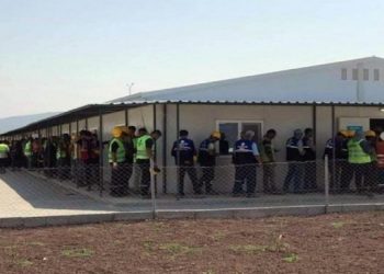 TOGG fabrikasında çalışan işçiler iş bıraktı