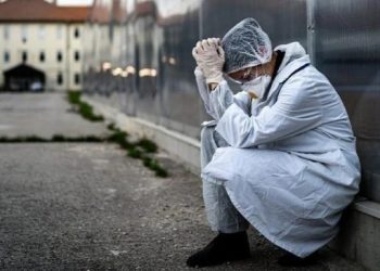 ‘Doktorlar TUS yerine yabancı dil kurslarına kayıt oluyor’