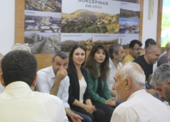 Yeşil Sol Parti husumetli iki aileyi barıştırdı