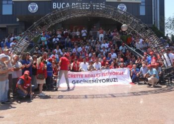 Belediye işçileri ek protokol için sokağa indi