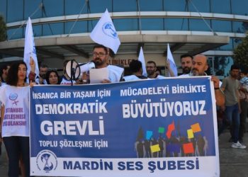 İş bırakan sağlıkçılardan 13 talep