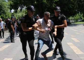 Adana’da gözaltına alınan 18 kişi serbest bırakıldı