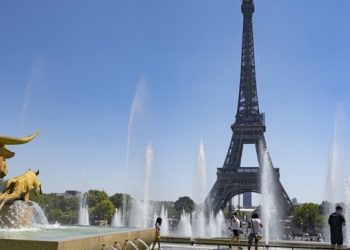 Fransa’da 19 bölgede kırmızı alarm ilan edildi